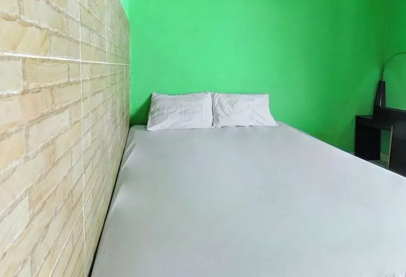 ホテル Jayanni By Oyo