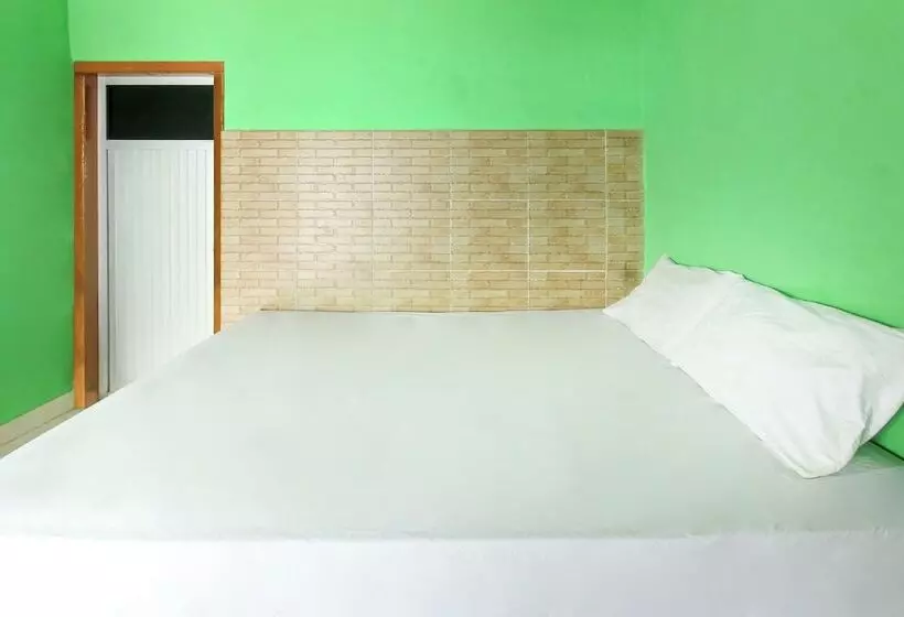 ホテル Jayanni By Oyo