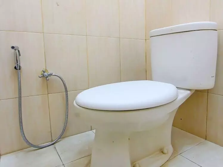 Hotelli Kemuning Guesthouse By Oyo