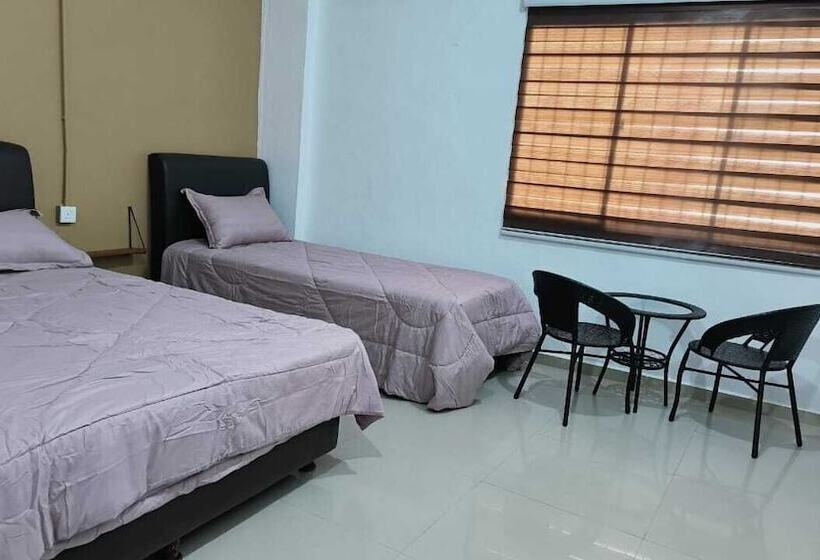 Hotel Kong Jing By Oyo