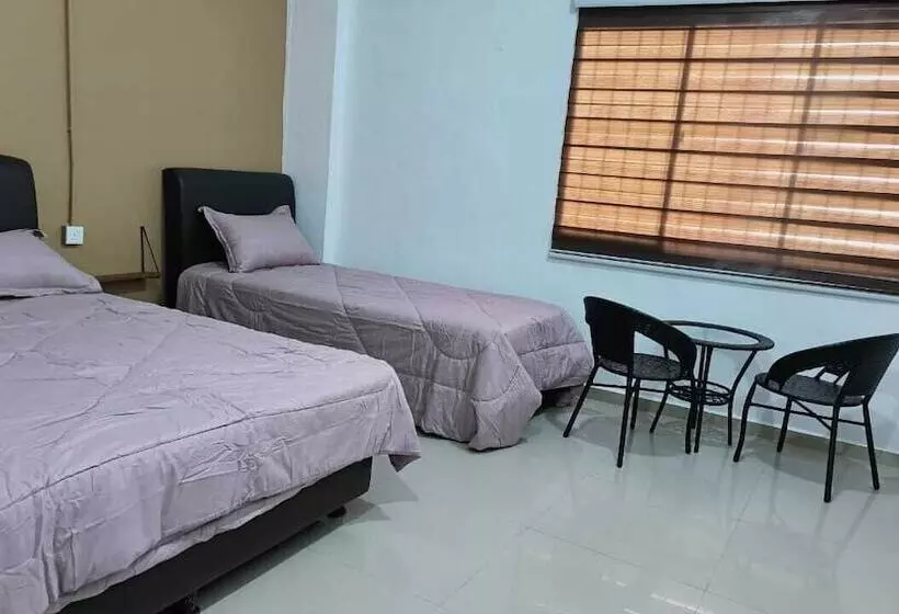 ホテル Kong Jing By Oyo