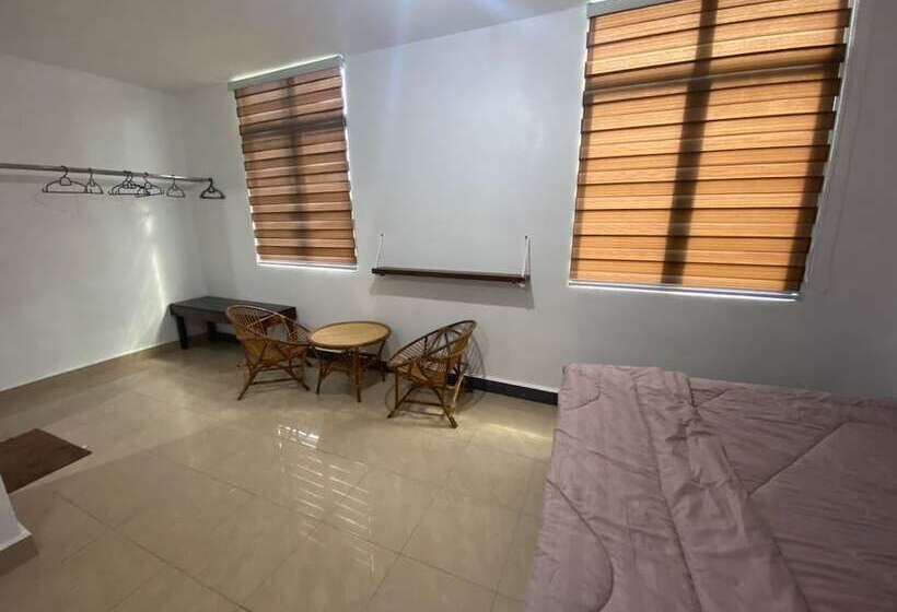 Hotel Kong Jing By Oyo