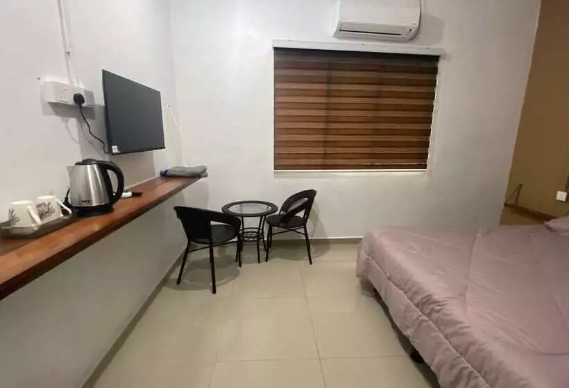 ホテル Kong Jing By Oyo