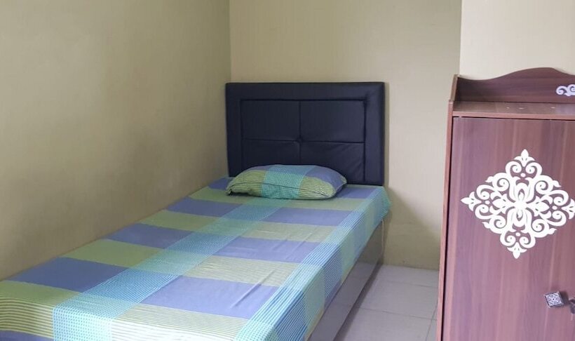 Otel M4 House Syariah By Oyo