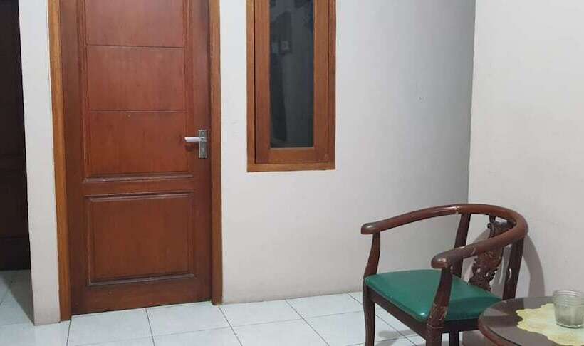 Otel M4 House Syariah By Oyo