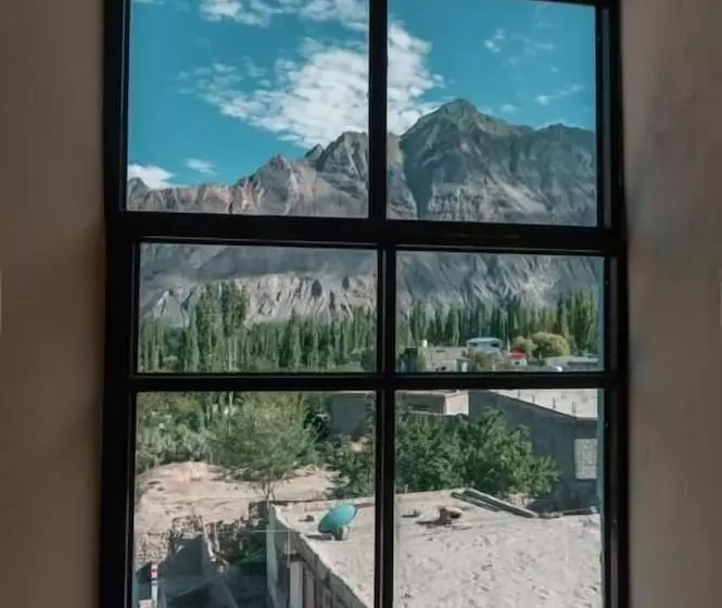 هتل Nomads Skardu