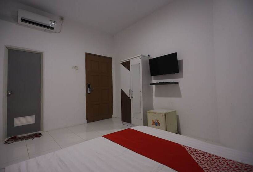 בית מלון כפרי Octav Homestay By Oyo