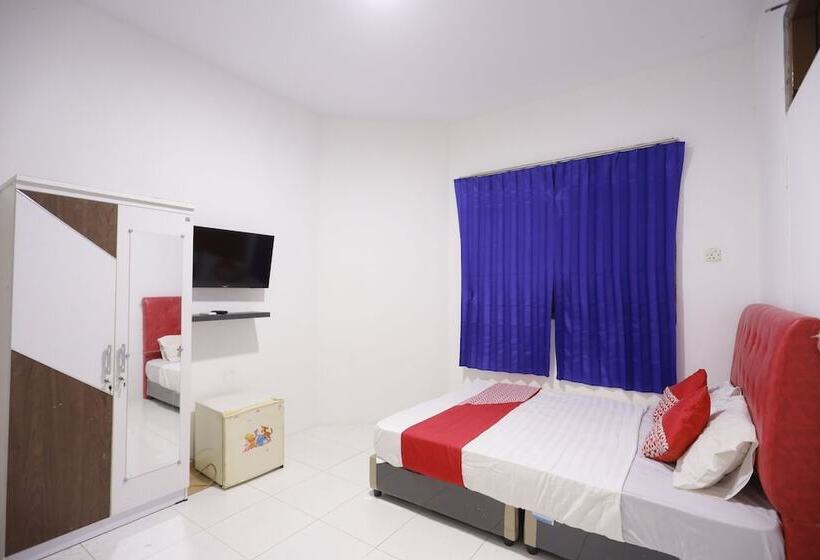 בית מלון כפרי Octav Homestay By Oyo