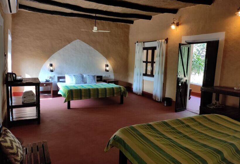 Отель Saccharum Safari Lodge