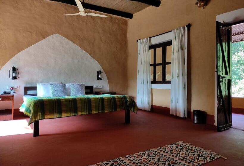 Отель Saccharum Safari Lodge