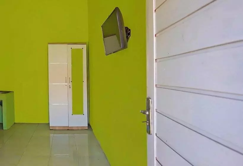 هتل Spot On 92669 Guesthouse Prima Syariahneargpdi Anugerah