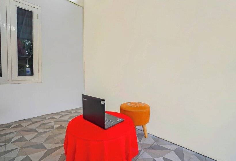 Otel Spot On 92669 Guesthouse Prima Syariahneargpdi Anugerah