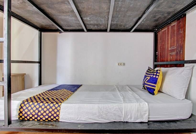 בית מלון כפרי Spot On 92850 Cindelaras B&b Bunk Bed