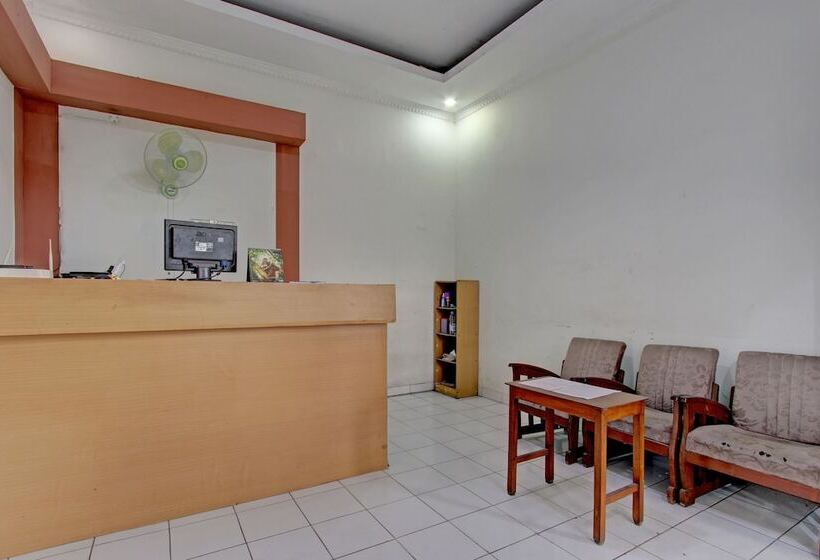 בית מלון כפרי Spot On 92850 Cindelaras B&b Bunk Bed