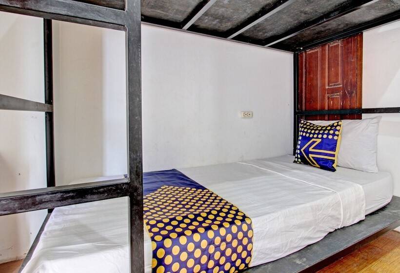 בית מלון כפרי Spot On 92850 Cindelaras B&b Bunk Bed