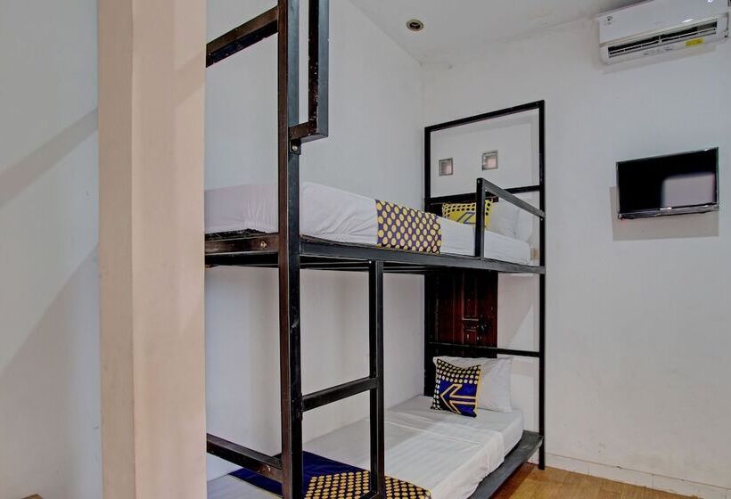 בית מלון כפרי Spot On 92850 Cindelaras B&b Bunk Bed