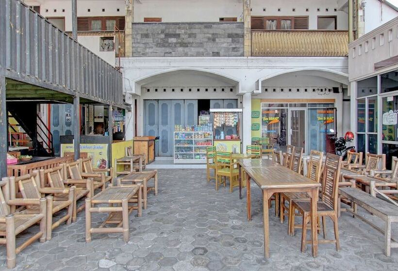 בית מלון כפרי Spot On 92850 Cindelaras B&b Bunk Bed