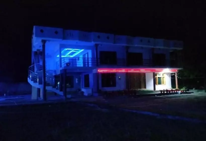 هتل White Palace Resort