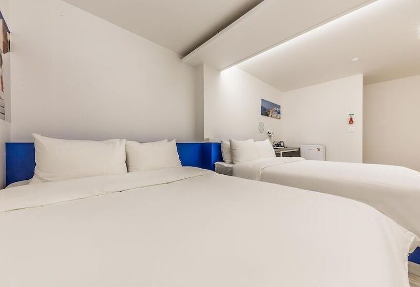 מוטל Gangneung Gyeongpodae Santorini