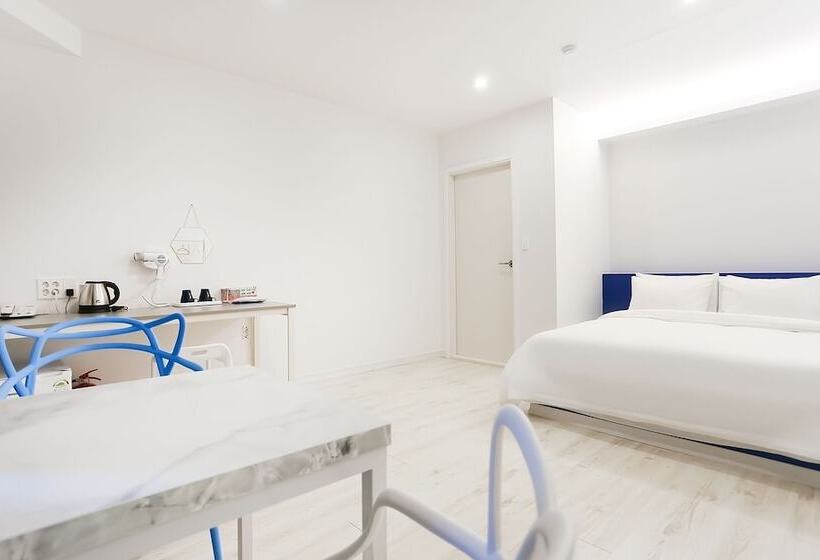 מוטל Gangneung Gyeongpodae Santorini