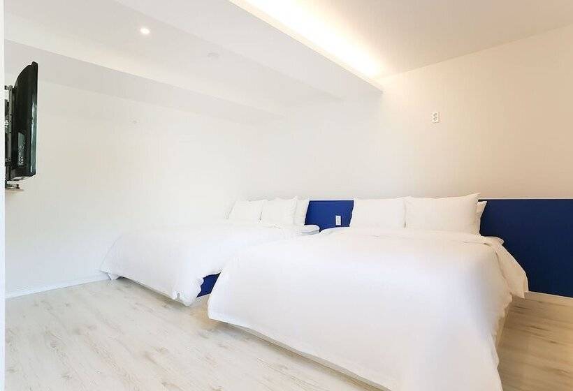 מוטל Gangneung Gyeongpodae Santorini