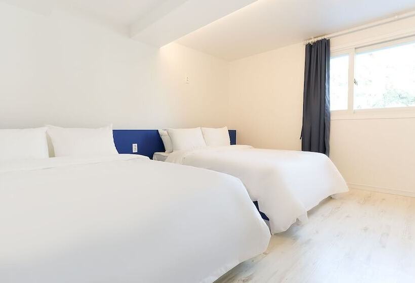 מוטל Gangneung Gyeongpodae Santorini