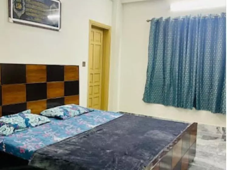 پانسیون River Vibes Guest House Muzaffarabad