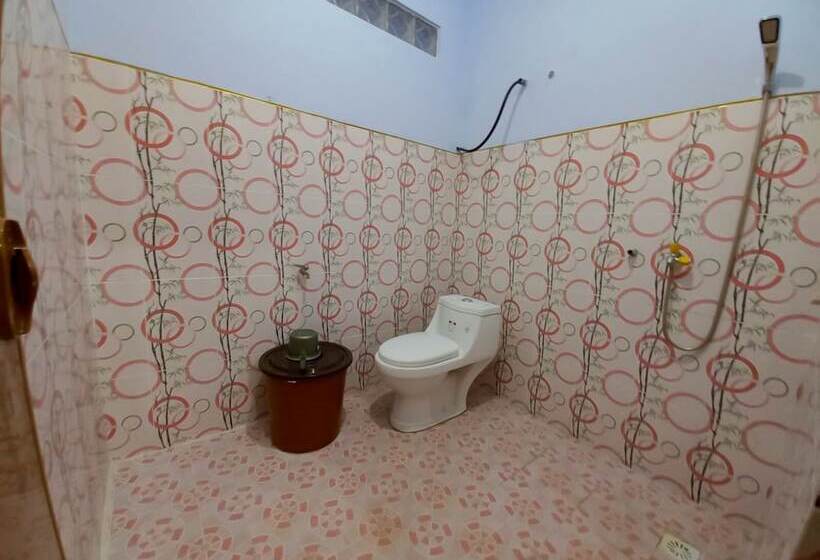 פנסיון Rumah Kost Nakula