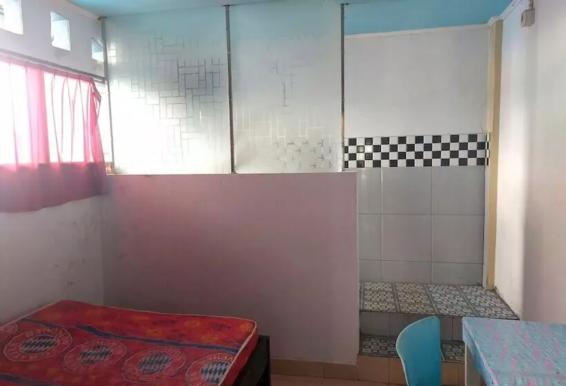 پانسیون Spot On 92776 Panorama House Near Lokon Camping Ground