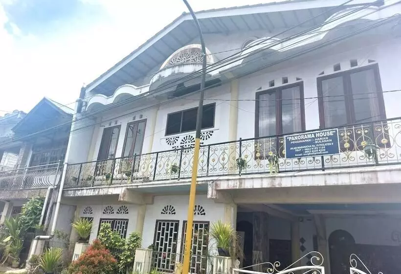 پانسیون Spot On 92776 Panorama House Near Lokon Camping Ground