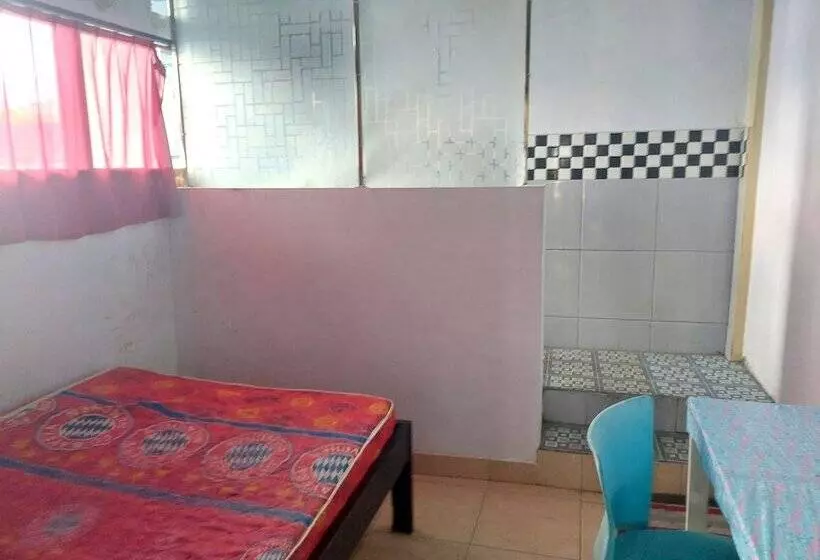 پانسیون Spot On 92776 Panorama House Near Lokon Camping Ground