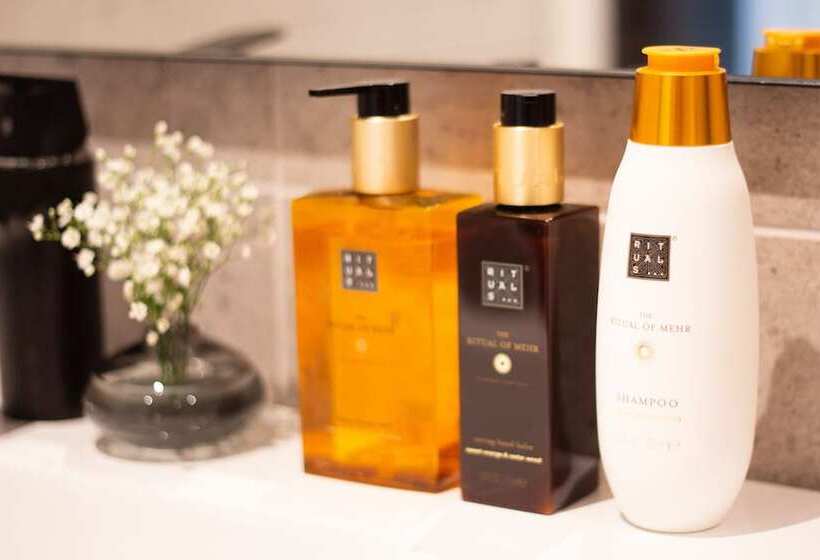 بنسيون Trugstad Gård