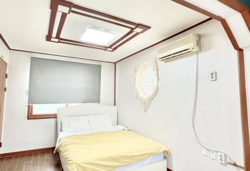 Taean Kkotjibada Sketch Pension