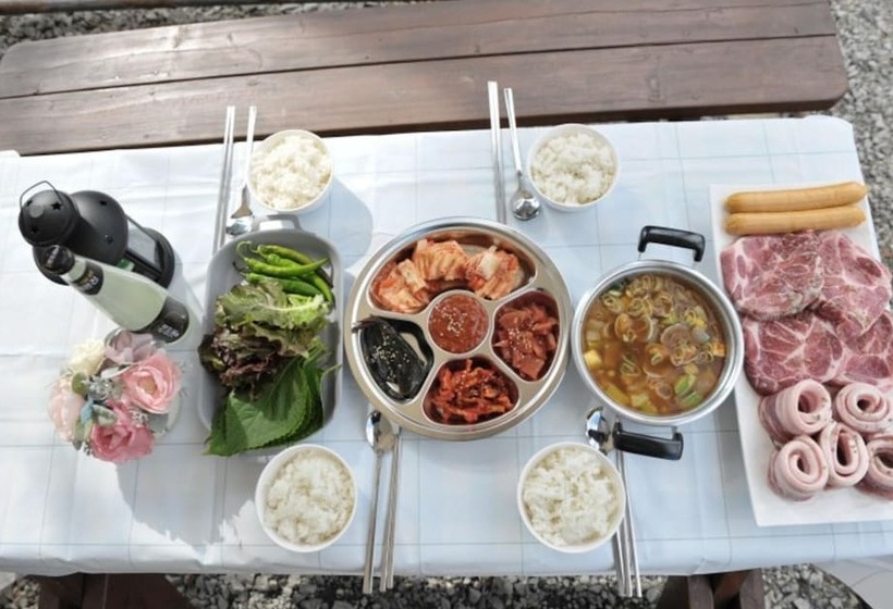 Taean Kkotjibada Sketch Pension