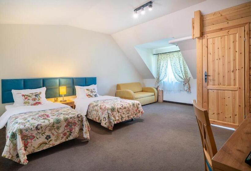 łabędź Hotel Karczma