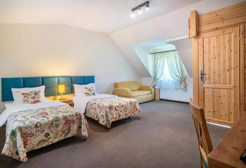 łabędź Hotel Karczma