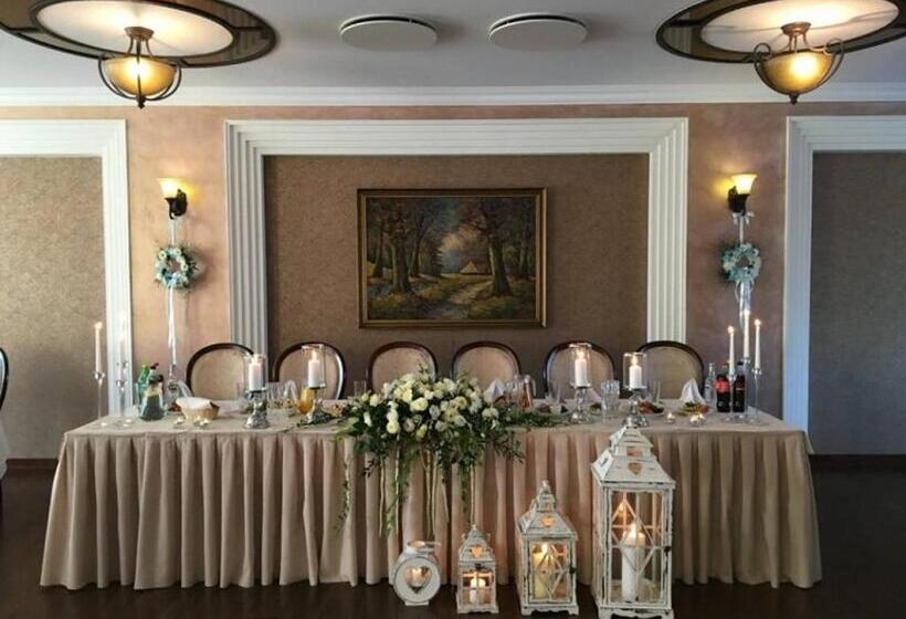 Borowinowy Zdrój Hotel Wellness Spa & Conference