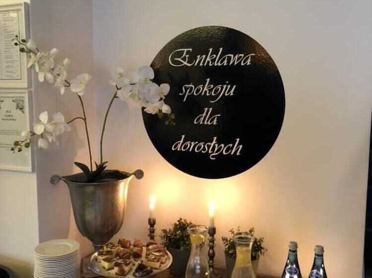 فندق Amber Suite   Adults Only