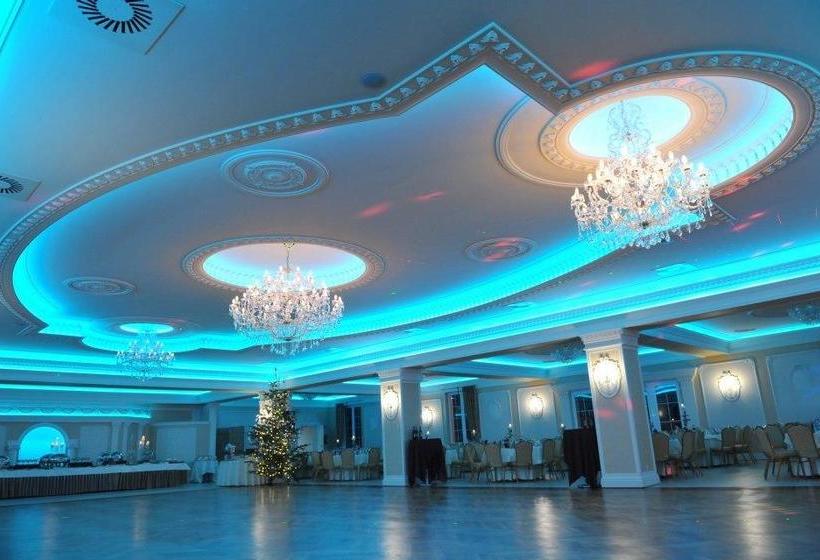 Отель Dworek Eureka