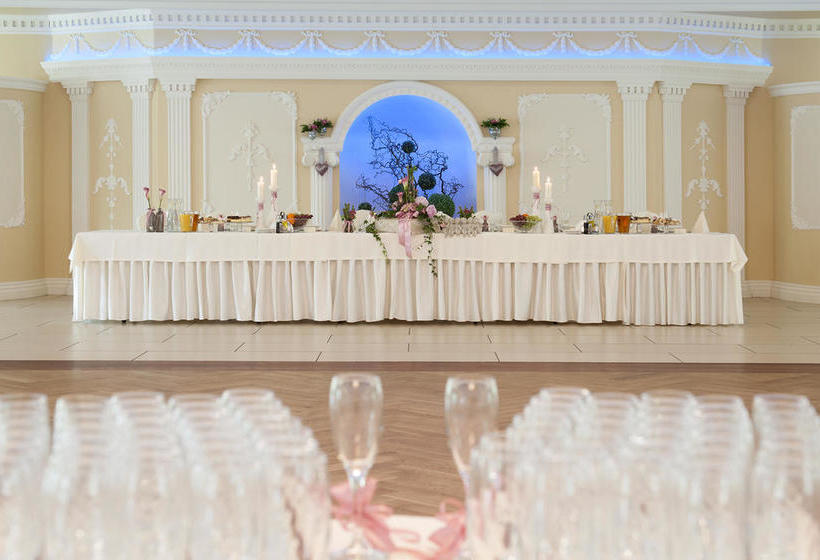 Отель Dworek Eureka