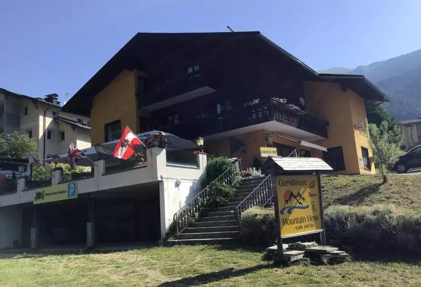 Hotelli Guesthouse Mountain View