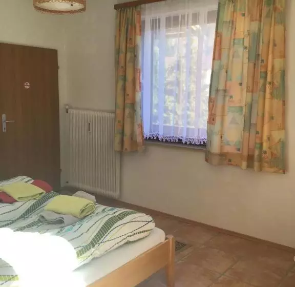 Hotelli Guesthouse Mountain View