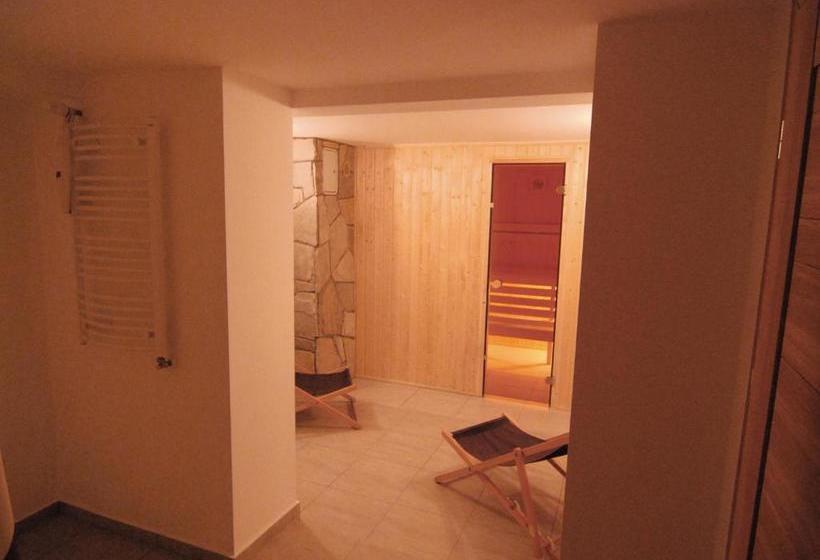 酒店 Karolinka Guest House