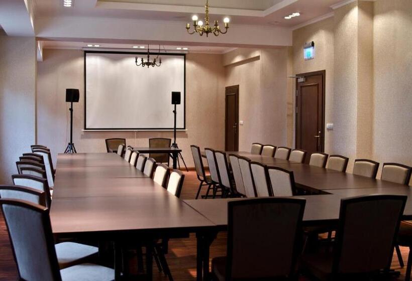 בית מלון כפרי Kazimierski Zdrój