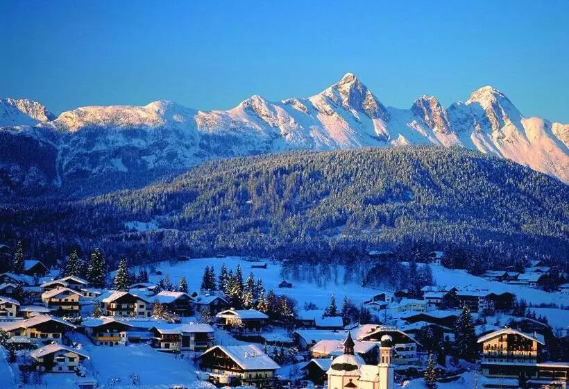 Hotelli Lärchenhof Natur