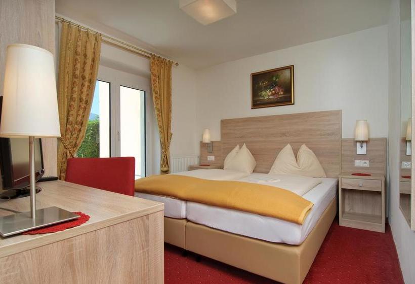 בית מלון כפרי Pension Melcher