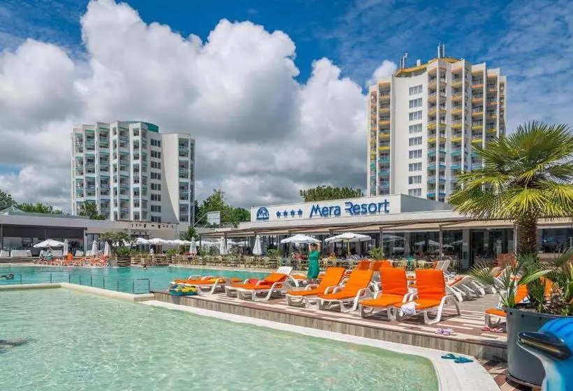 هتل Mera Resort