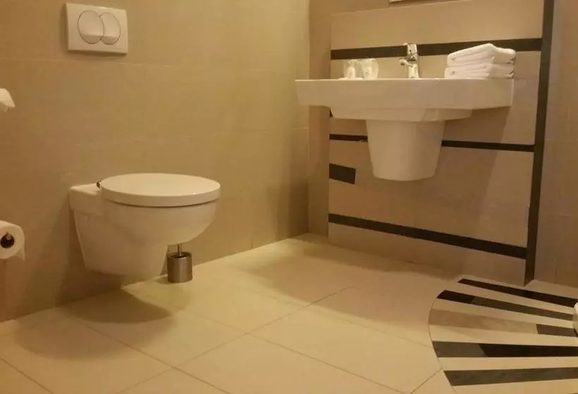 Hotelli Neo