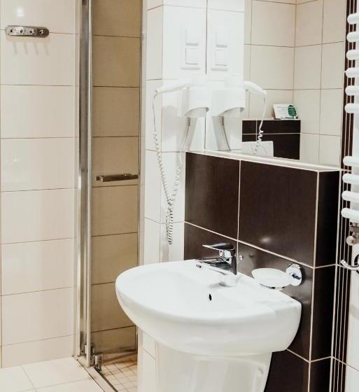 فندق Pałac Krotoszyce Basen&spa