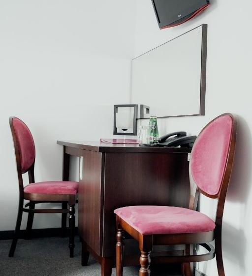 فندق Pałac Krotoszyce Basen&spa